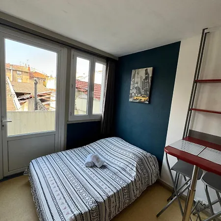 Appartement Centre 6 *